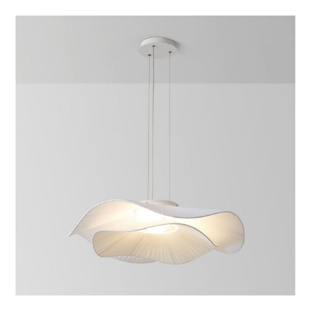 Lustre Blanc et Beige a presence elegante et lumiere agreable 6000K