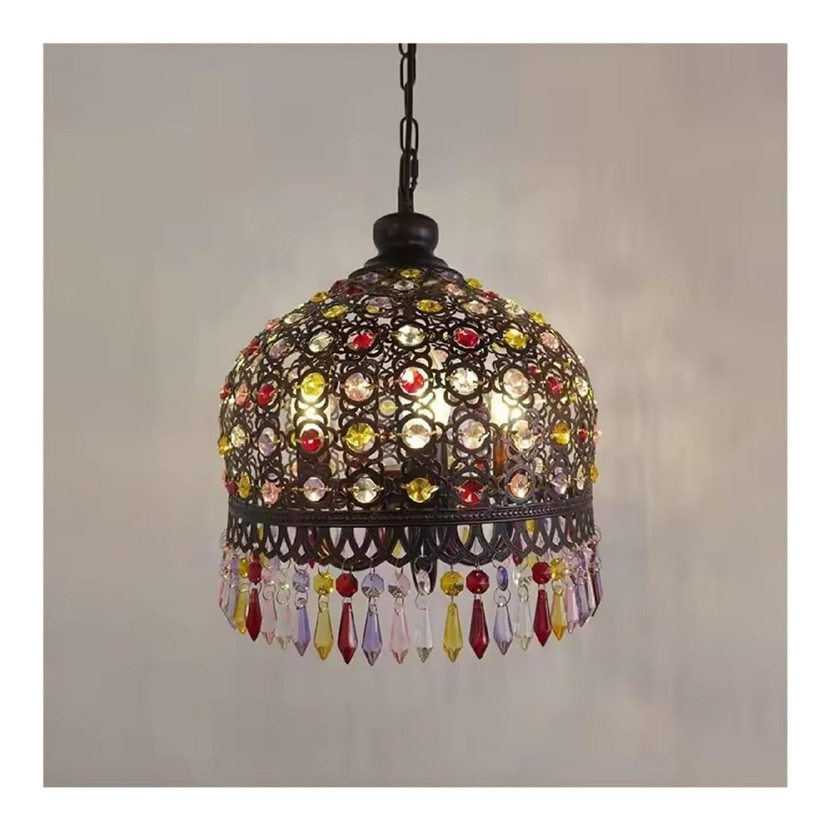 Lustre Ambre et Transparent aux lignes epurees avec eclairage confortable